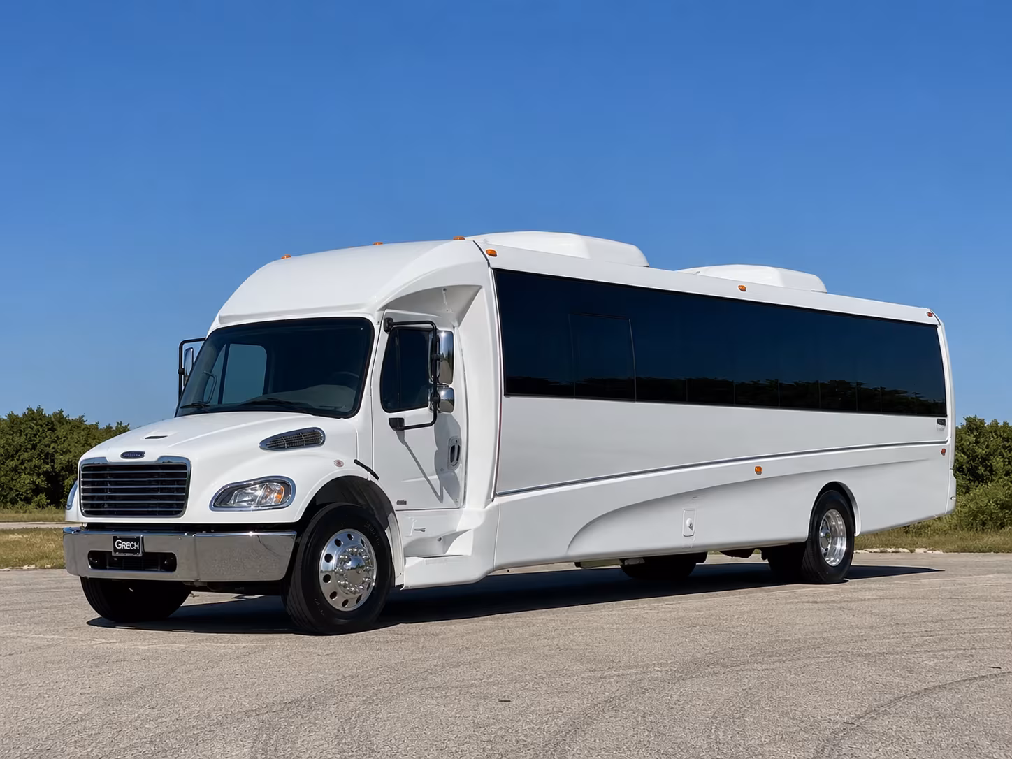 bus rentals for corporate retreats and team building events near doral