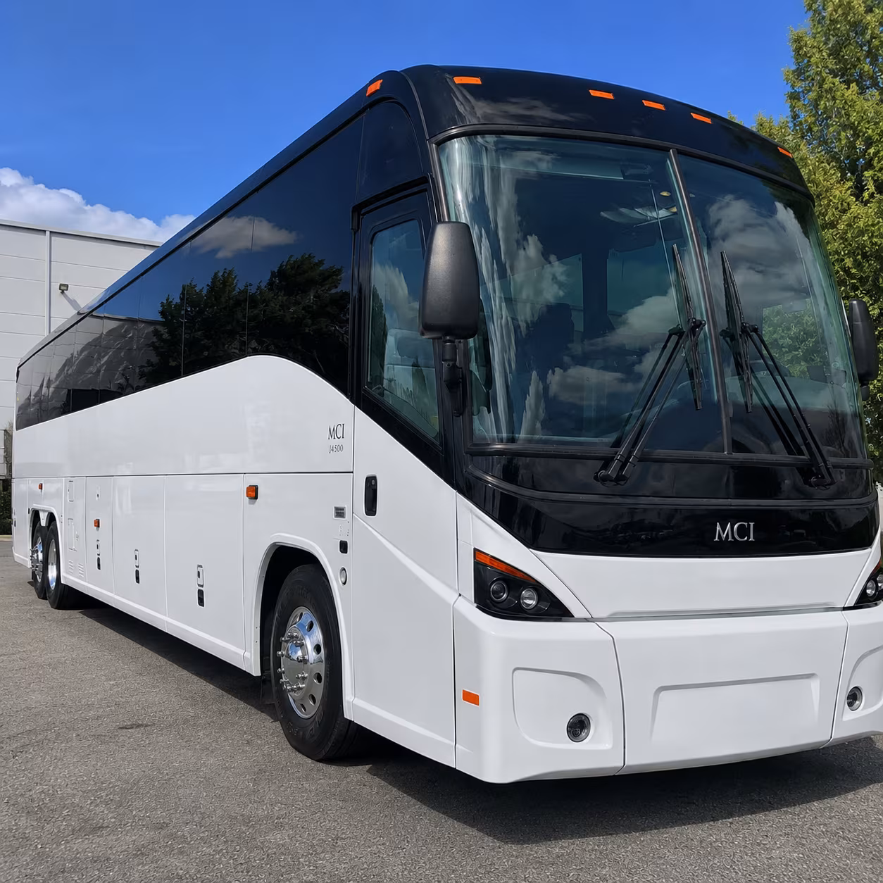 charter bus rentals across doral and florida