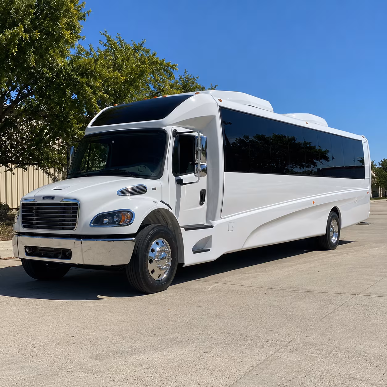 doral 30 passenger minibus