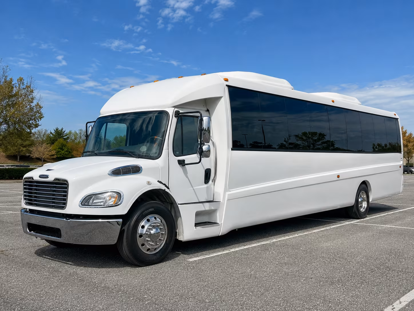 doral 30 passenger party bus