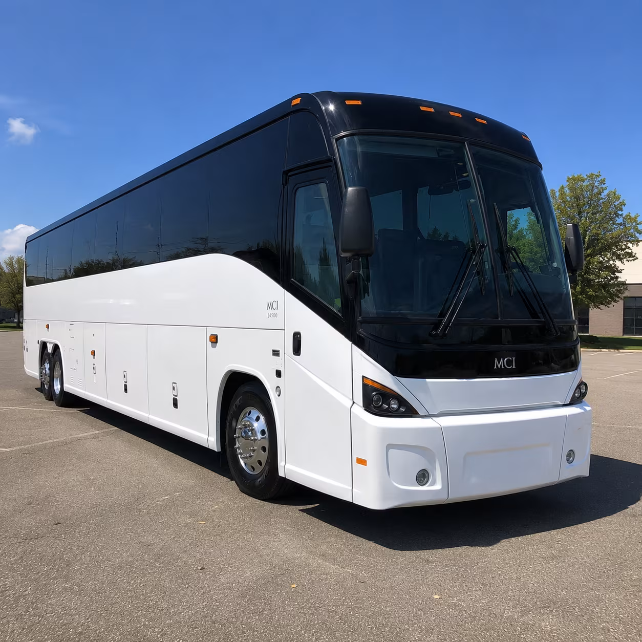 doral 45 passenger charter bus