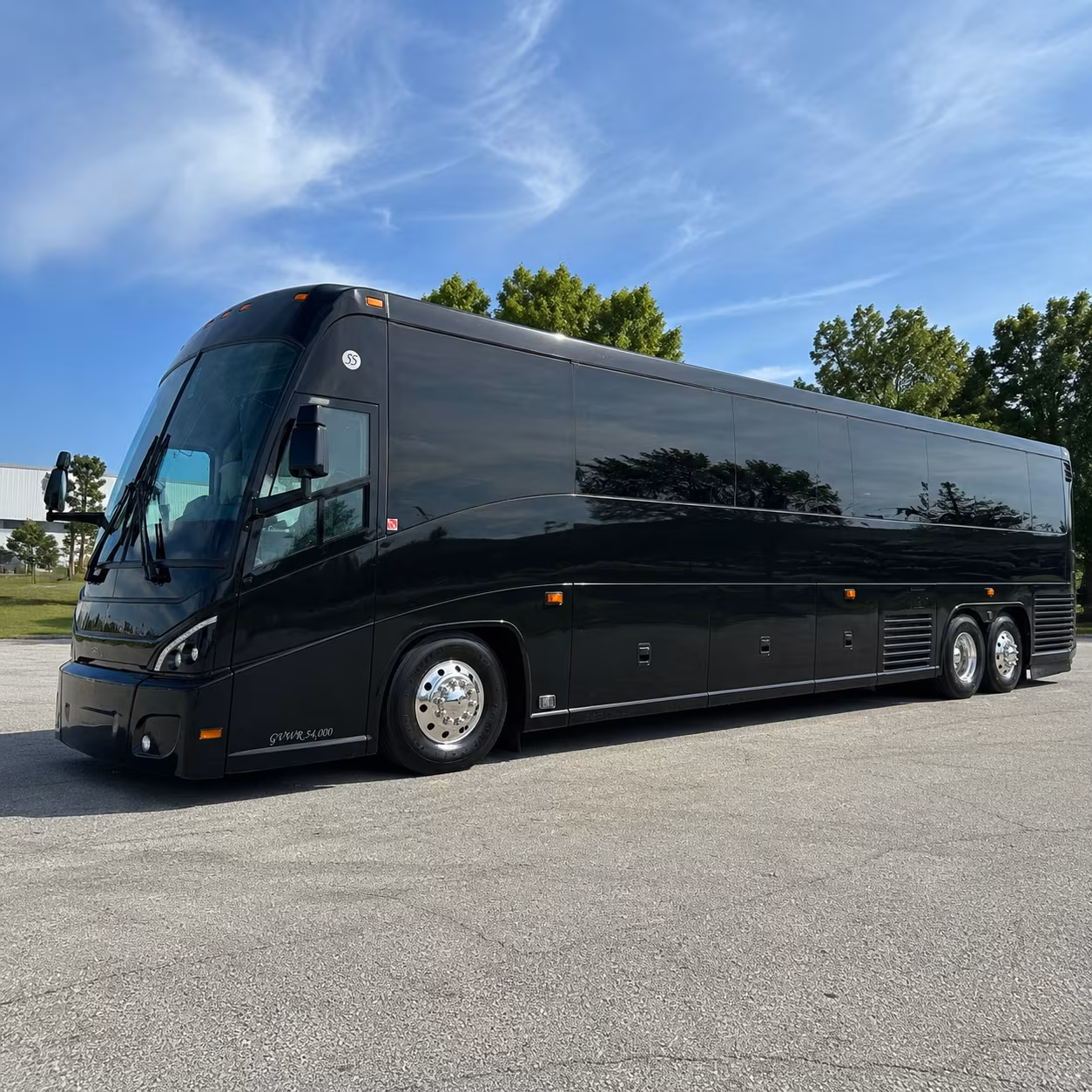 doral 47 passenger charter bus