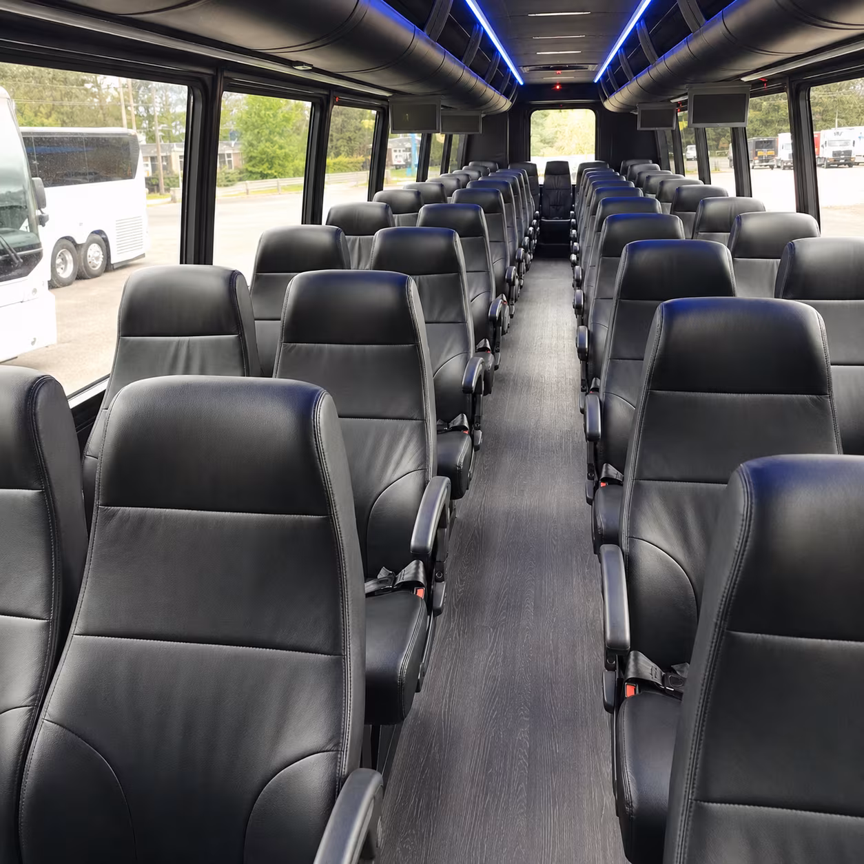 why rent using doralminibuscompany com